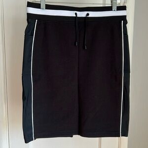 Active wear - skirt with side pockets